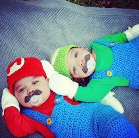 MORE Halloween Costumes for Twins or More!