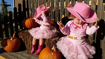 MORE Halloween Costumes for Twins or More!