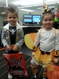 MORE Halloween Costumes for Twins or More!