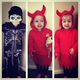 MORE Halloween Costumes for Twins or More!