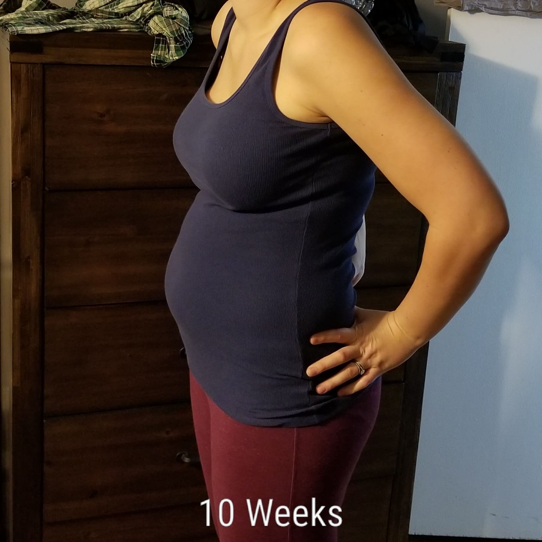 10 weeks pregnant with twins