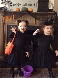 MORE Halloween Costumes for Twins or More!