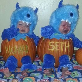 MORE Halloween Costumes for Twins or More!