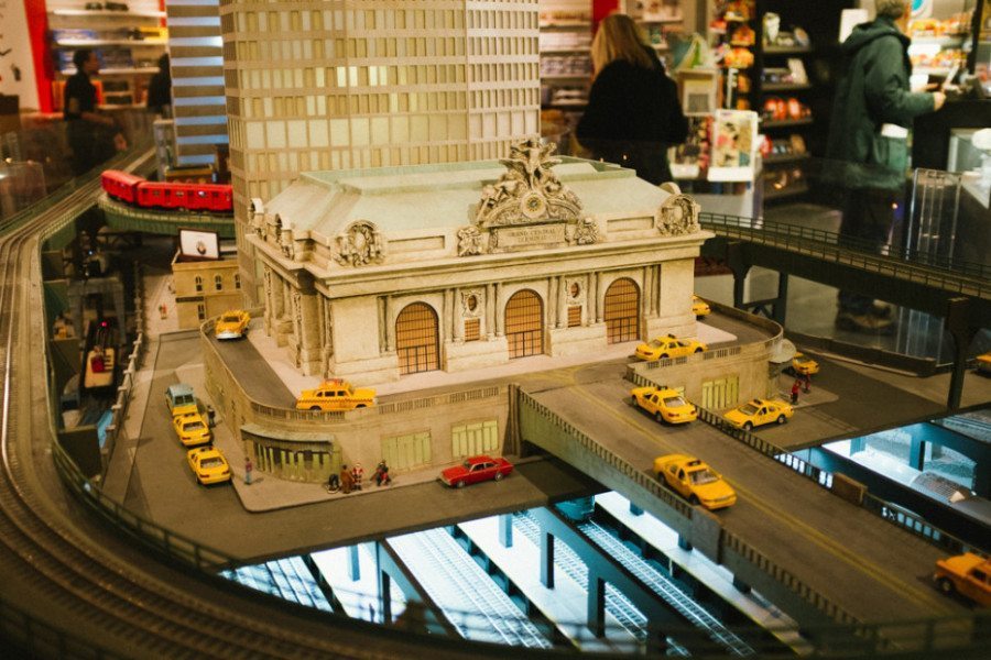 14th Annual Holiday Train Show at NYC Grand Central Terminal Twiniversity