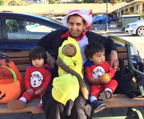 baby twins dressed as Thing 1 and Thing 2 boy girl twin halloween costumes