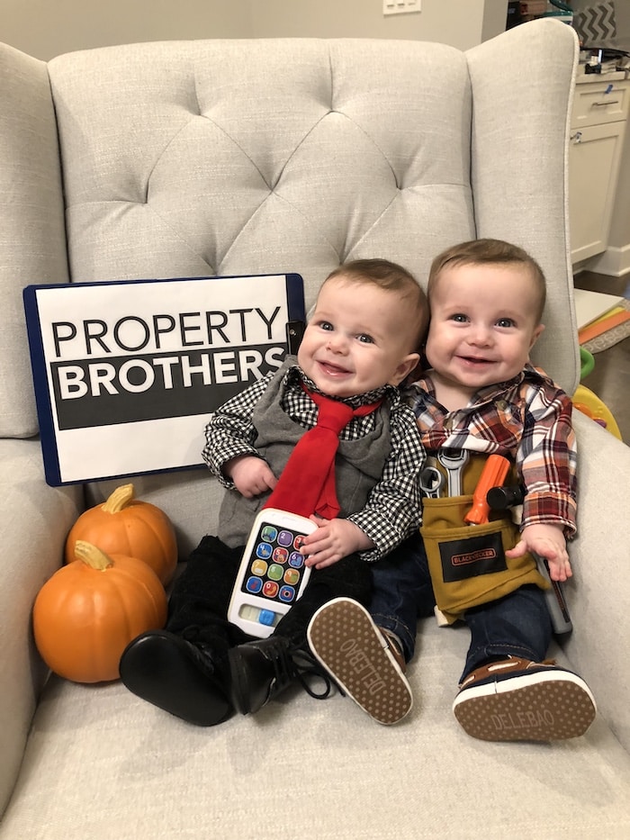 twin babies dressed as the property brothers twin boys halloween costumes