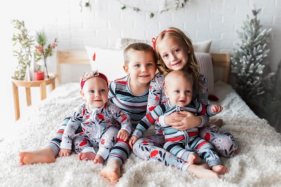 Raising Infant Twins on a Wiggly Schedule   | Twiniversity Podcast With Twin Mom Sarah Beth Moreau
