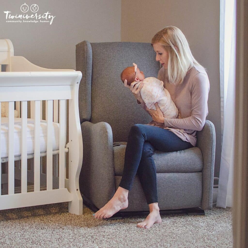 Simplistic designs are also good for baby boy nurseries