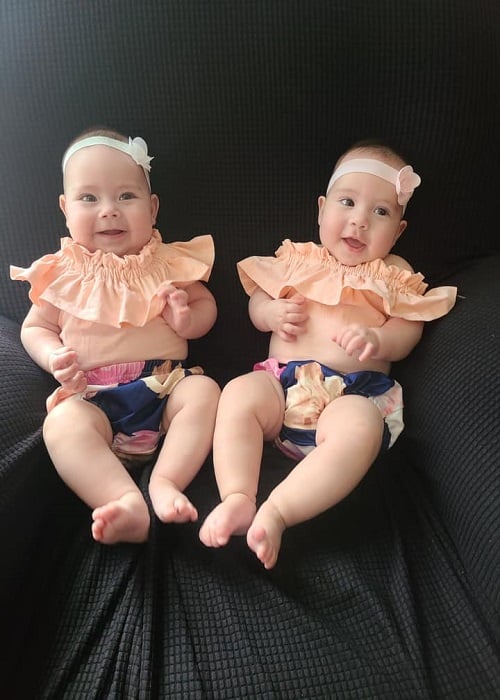 The First Year with Twins Week 23