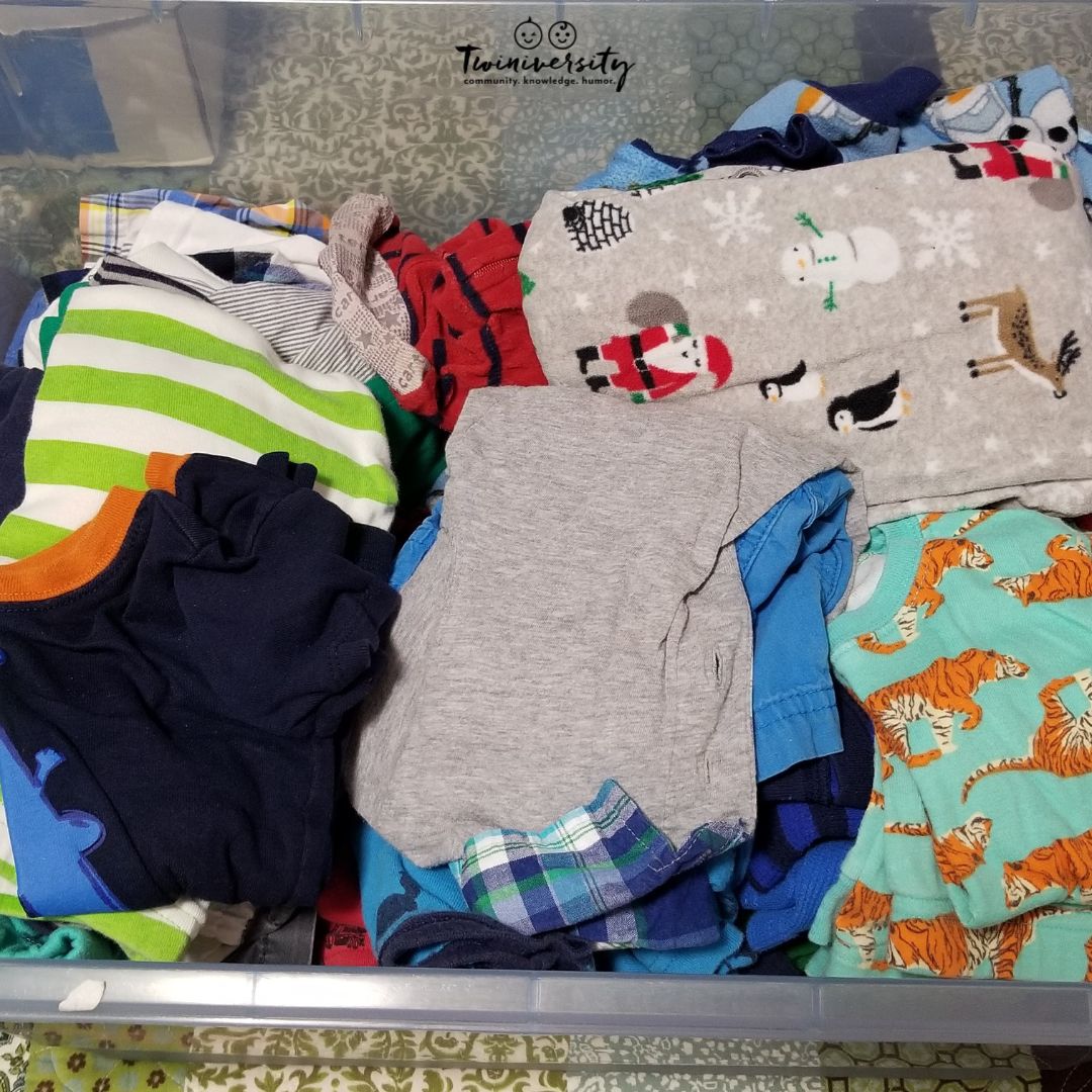 4 Ways to Sell and Trade for a New Wardrobe for Your Twins - Twiniversity