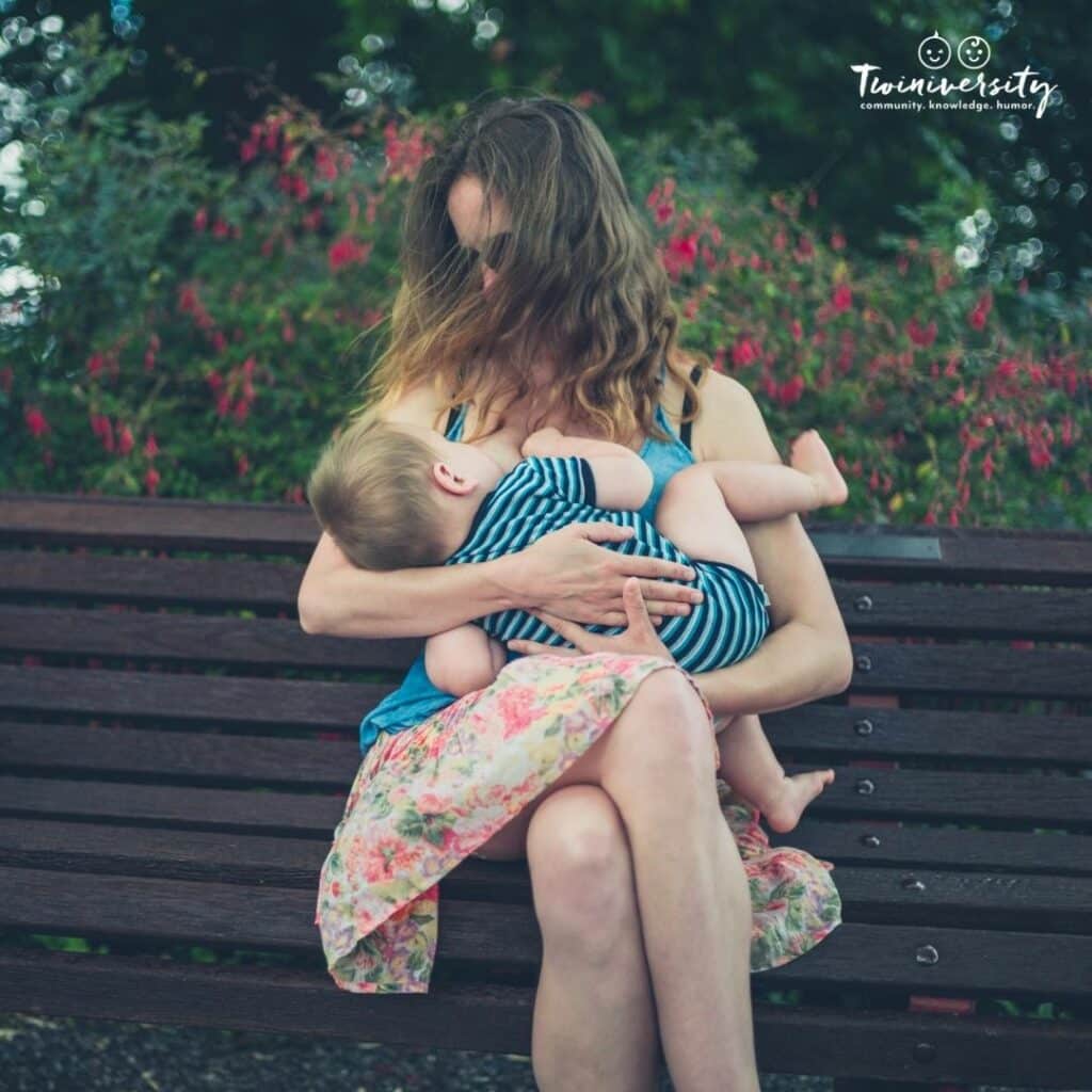 Nursing mama in public thanks to her state breastfeeding law