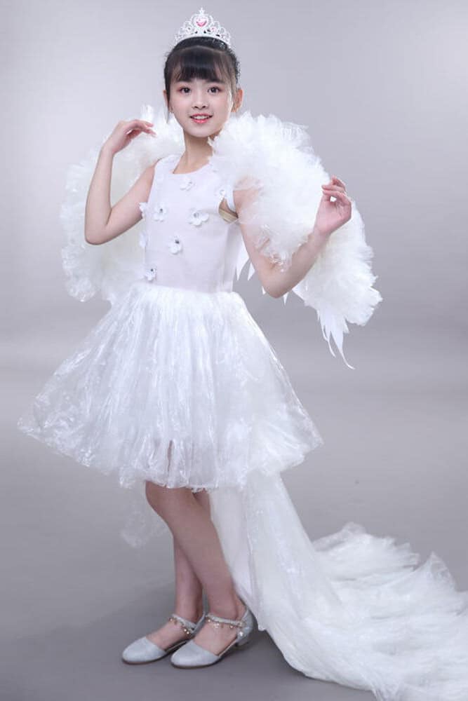 the white swan is also a great hollywood inspired costumes for twins