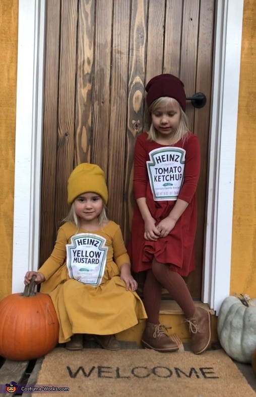 Little girls dressed as Ketchup and Mustard