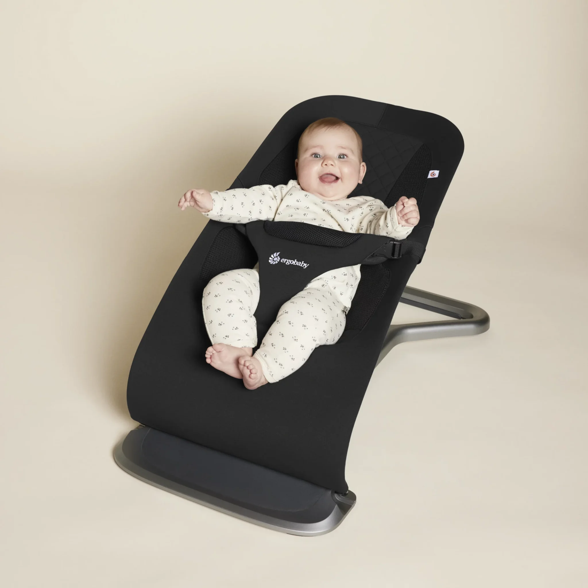 Meet the Ergobaby Evolve 3-in-1 Bouncer