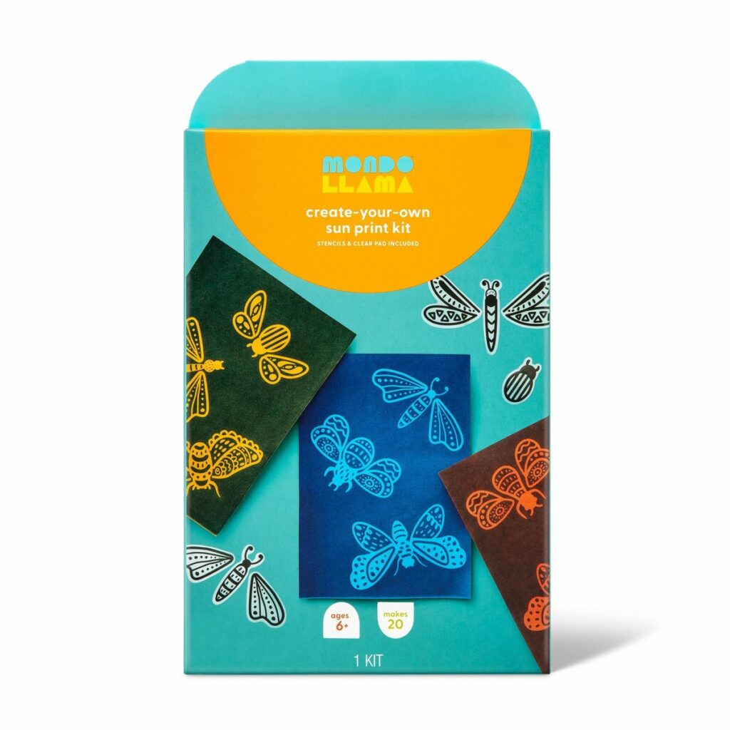 DIY Sun Print kit for some fun summer arts and crafts for kids.
