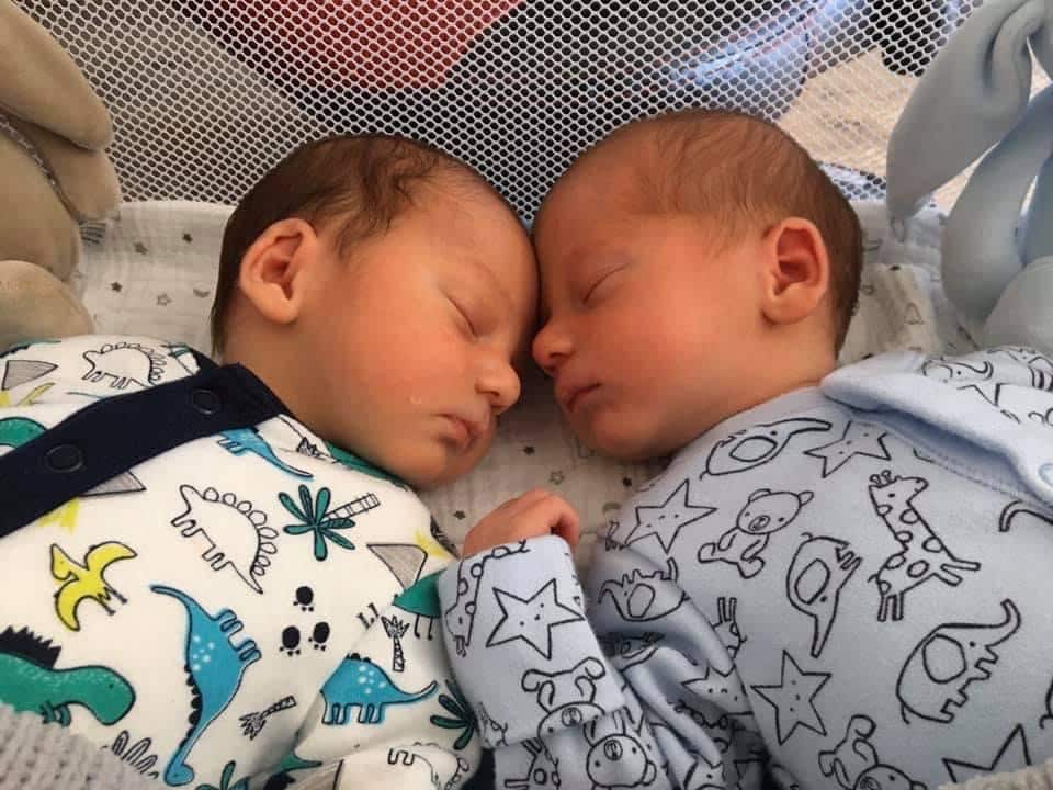 newborn twin sleeping arrangements