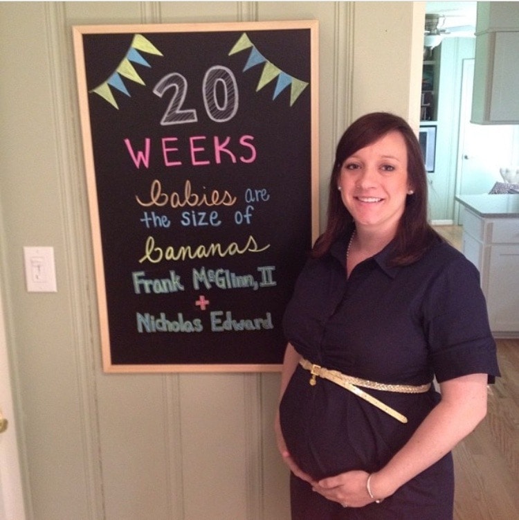 20 weeks pregnant with twins (1)