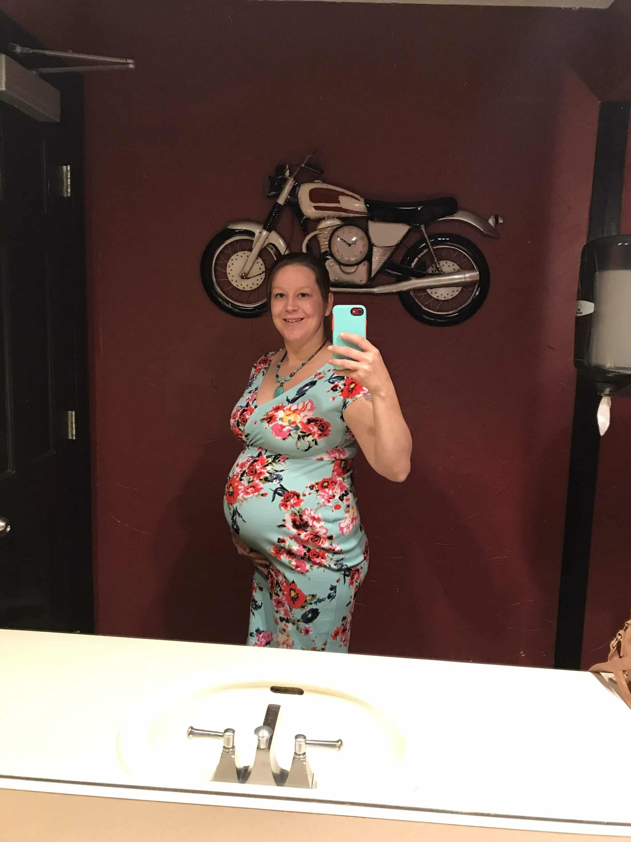 20 weeks pregnant with twins (1)