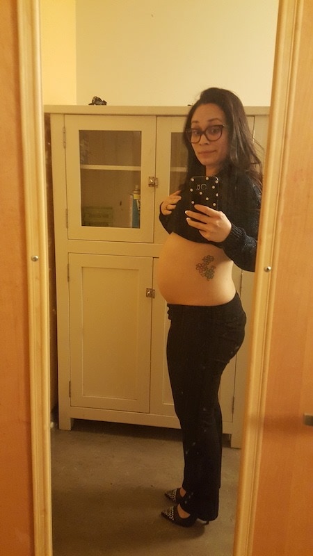 21 weeks pregnant with twins