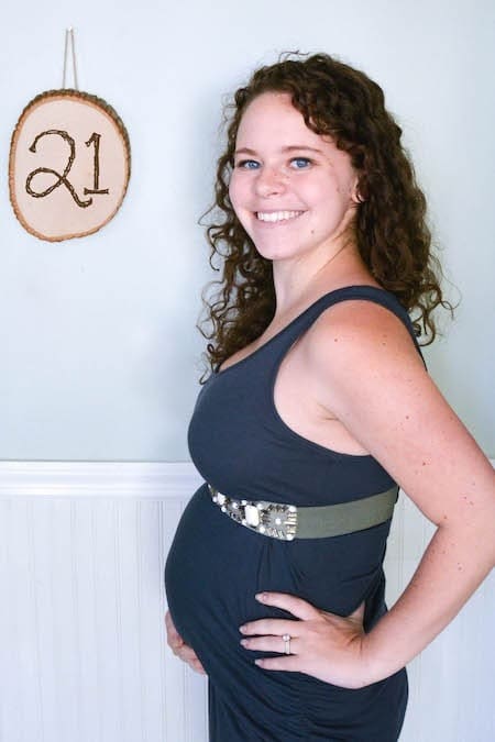 21 weeks pregnant with twins