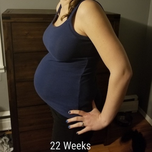 22 Weeks Pregnant with Twins: Tips, Advice & How to Prep - Twiniversity