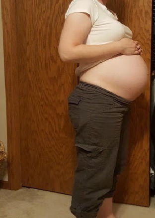 27 weeks pregnant with twins
