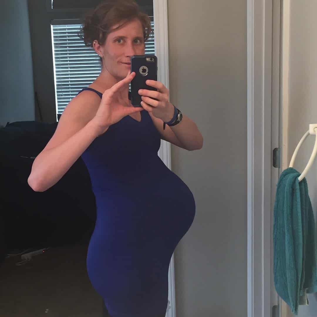 31 weeks pregnant with twins