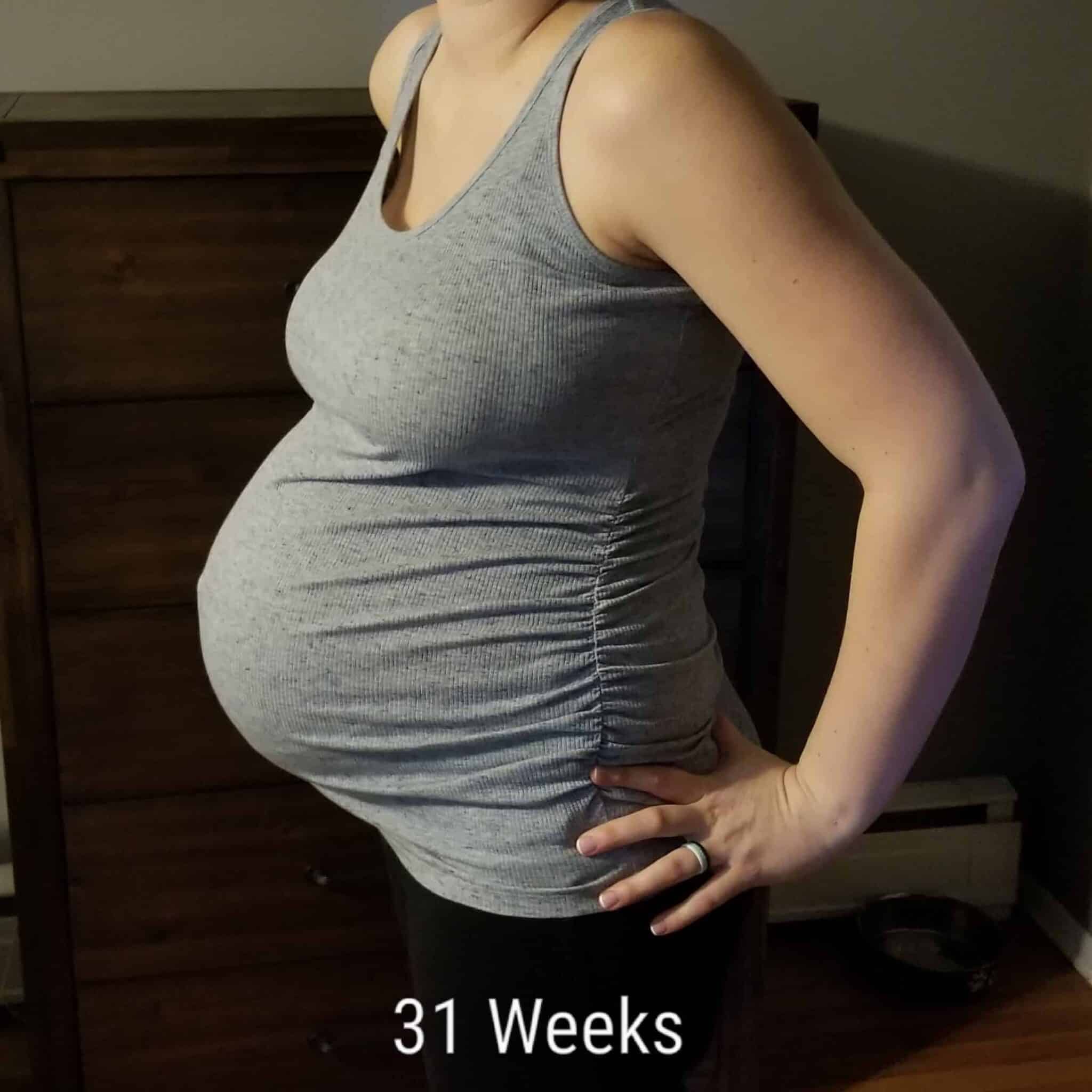 31 weeks pregnant with twins