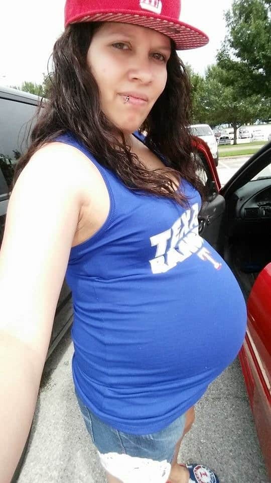 31 weeks pregnant with twins