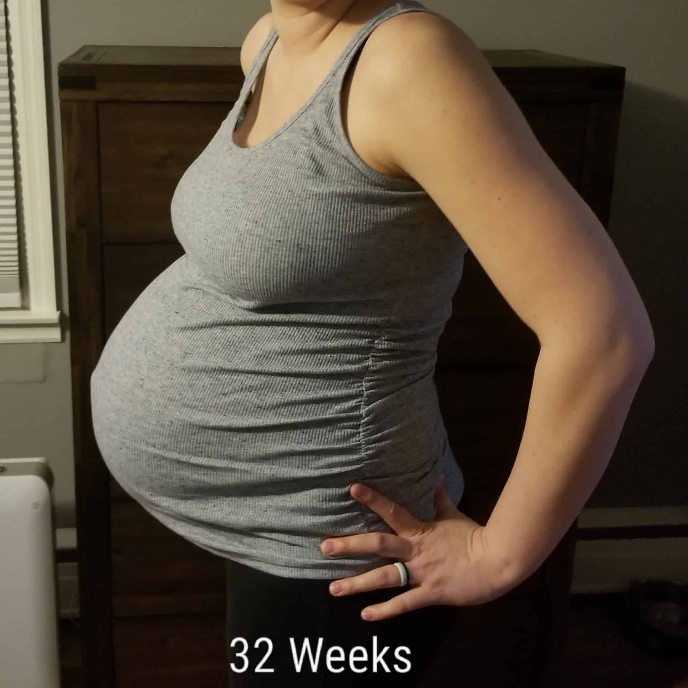 32 weeks pregnant with twins