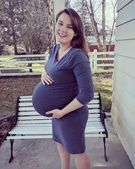 woman 36 weeks pregnant with twins