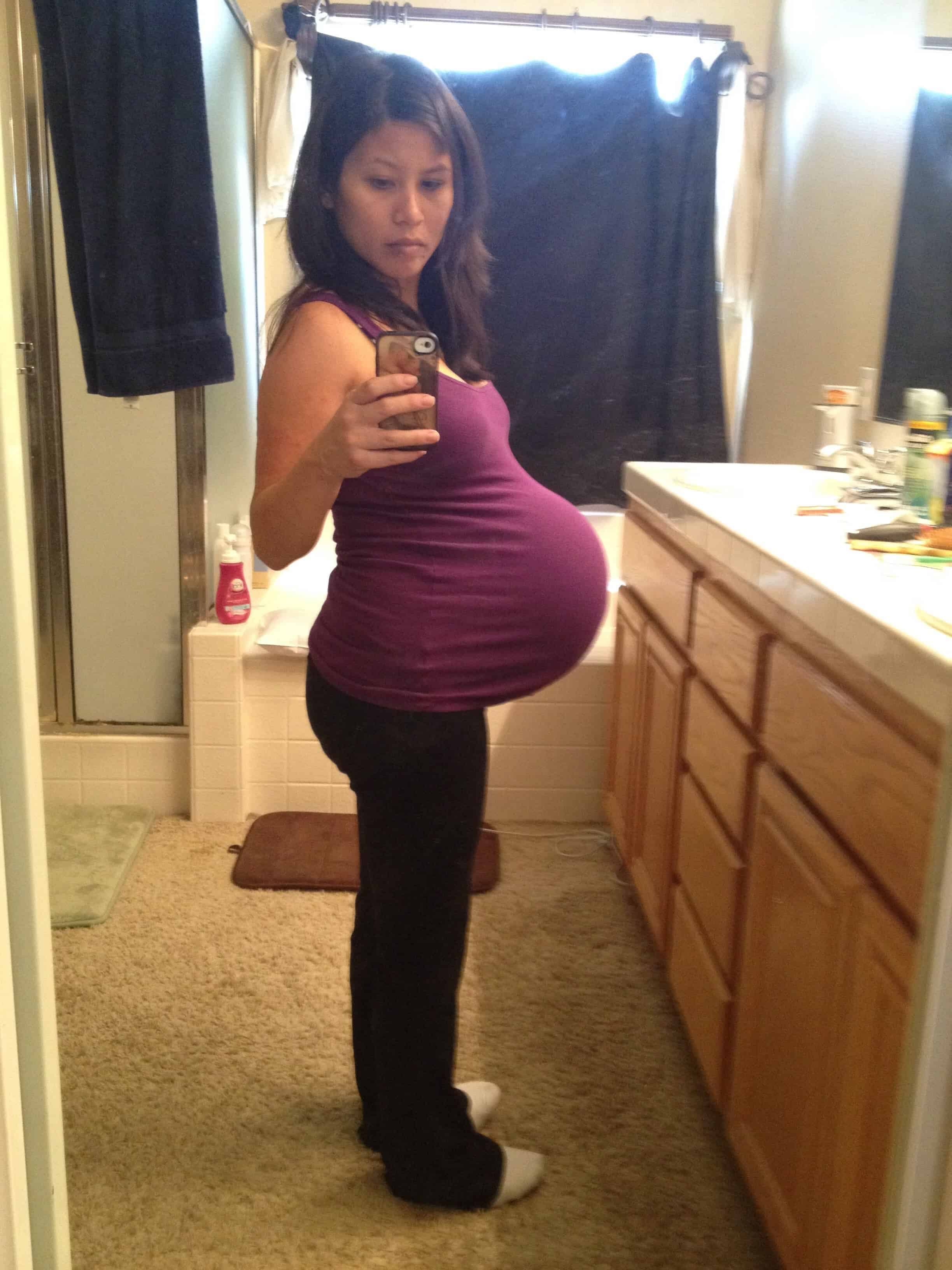 36 weeks pregnant with twins