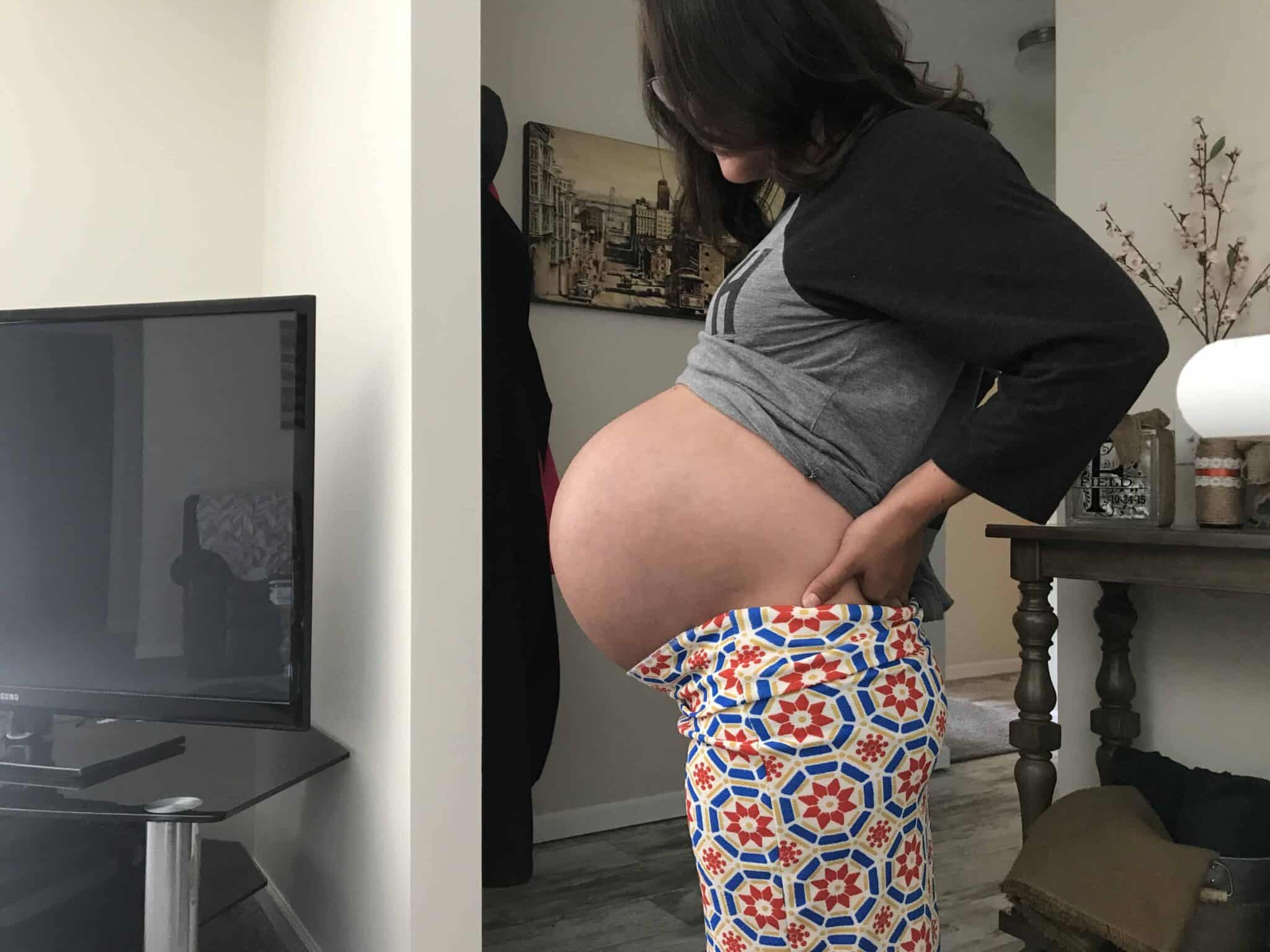 37 weeks pregnant with twins