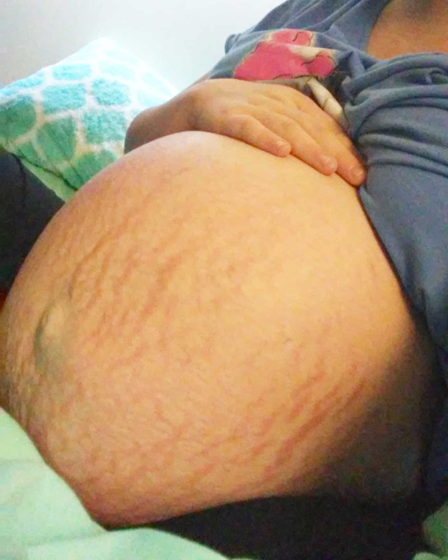 37 weeks pregnant with twins