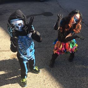MORE Halloween Costumes for Twins or More!