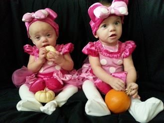 MORE Halloween Costumes for Twins or More!