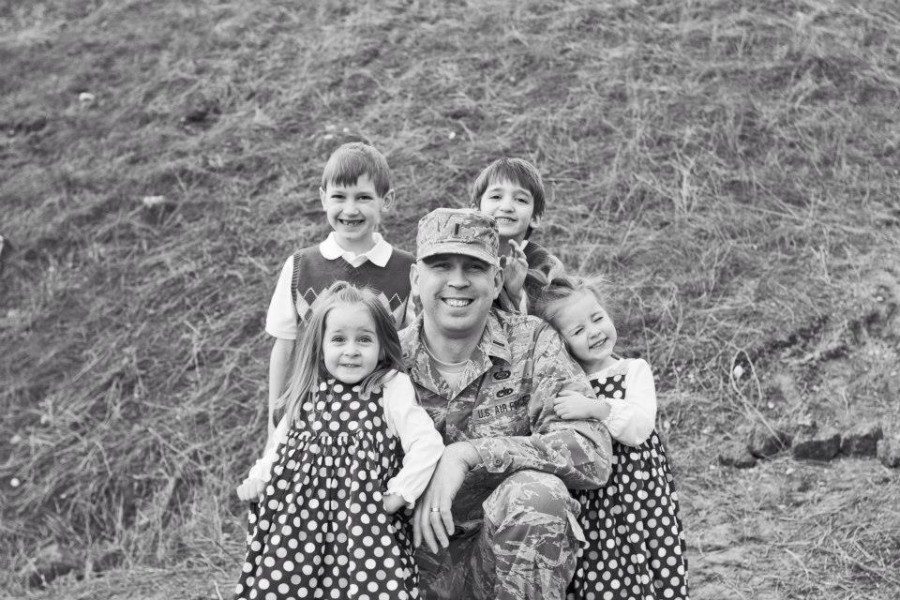 army dad with kids zero help