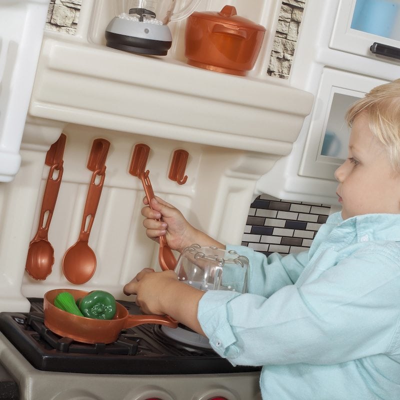 Tips for Cooking with Little Kids