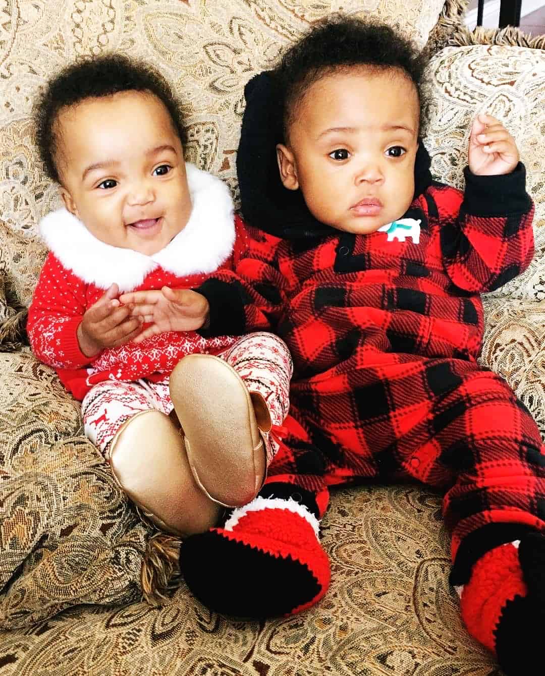 twin babies lying on a couch gift for newborn twins