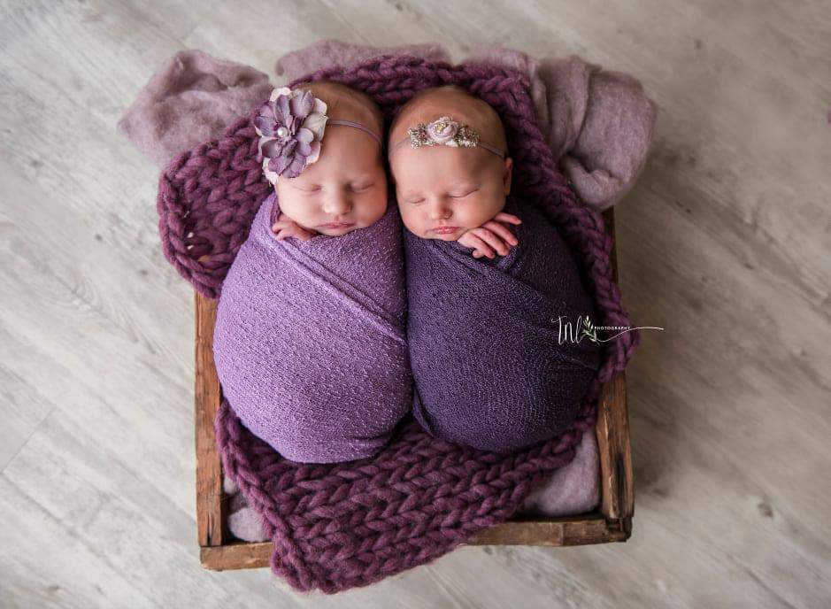 1 week old twins first week with twins week 1