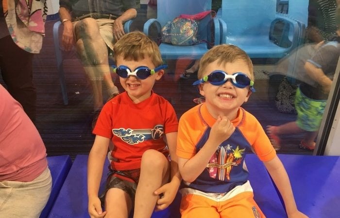 Why You Need To Get Your Twins In Swim Lessons