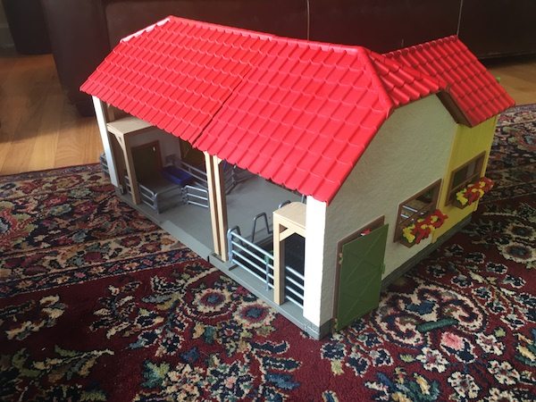 large Farm World set with animals