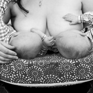 Breastfeeding Twins: A Step-By-Step Guide for New Twin Moms