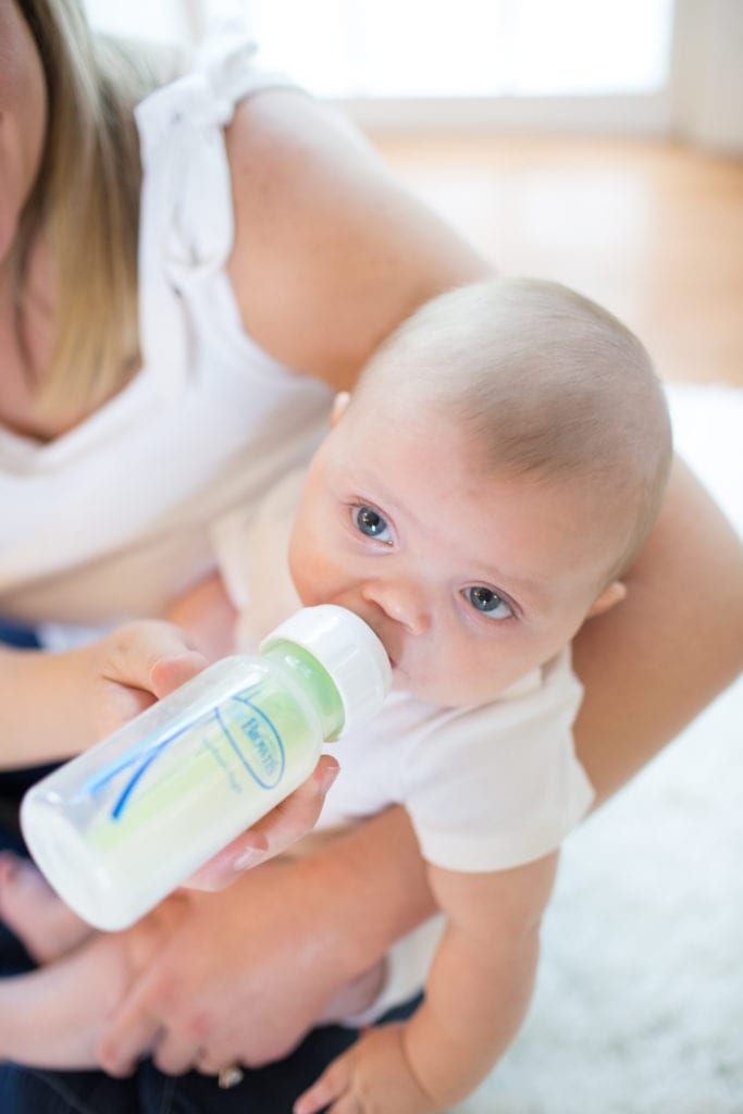 baby having a bottle don'ts of bottle feeding