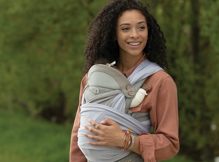 leave the house mom with baby carrier