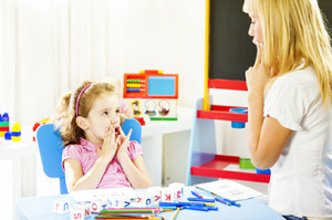 School-Speech-Therapist1