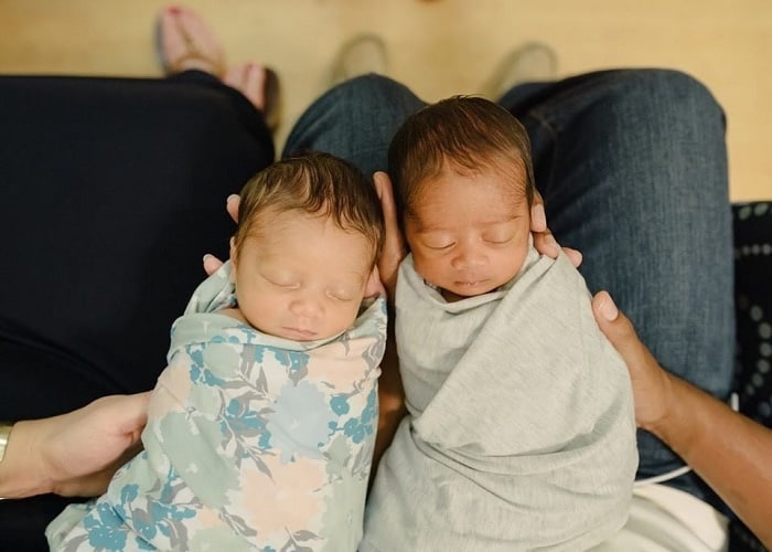 The First Year with Twins Week 4