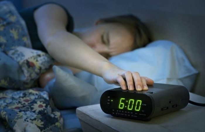 alarm clock is needed for round the clock feeding with multiples