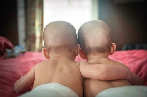 baby twins social life