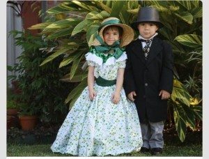 twin Halloween costumes